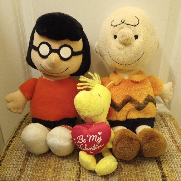 Peanuts Plush Bundle: 2010 Cedar Fair 13" Marcie and 2 Others, Pre-Owned - Picture 1 of 11
